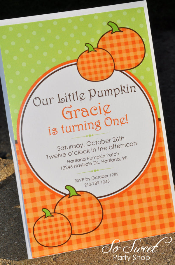 Pumpkin Birthday Invitations - Pumpkin Baby Shower - Halloween, Autumn Birthday Party Decorations - Set of 10